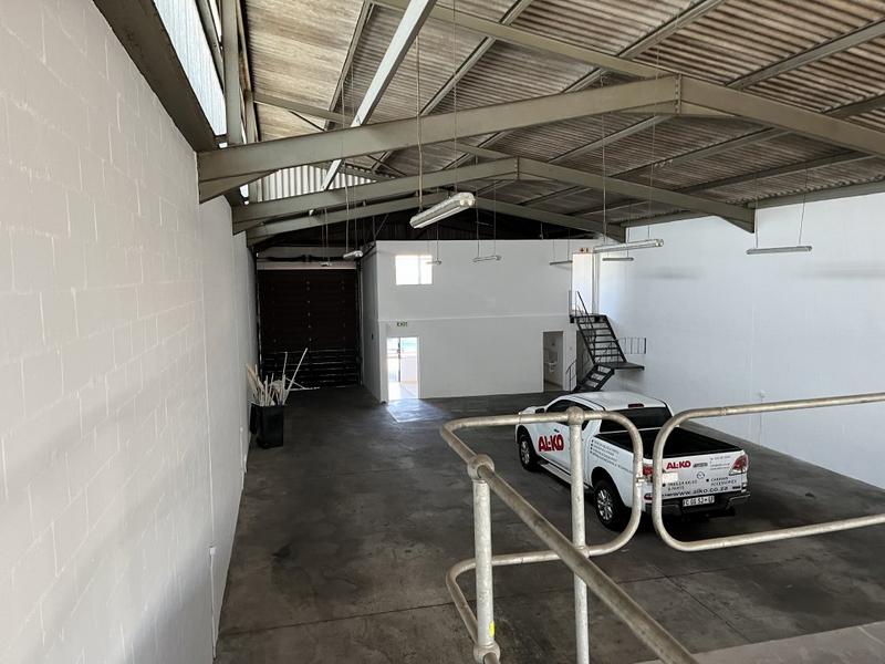 To Let commercial Property for Rent in Montague Gardens Western Cape